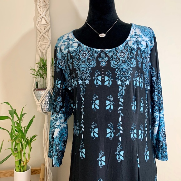 R & B collection patterned plus size dress 2X maxi - Picture 2 of 8